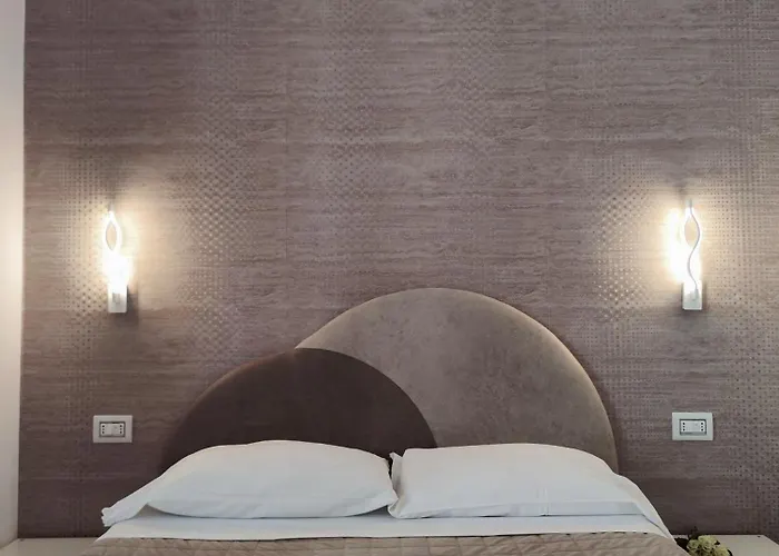 Nashira Rooms
